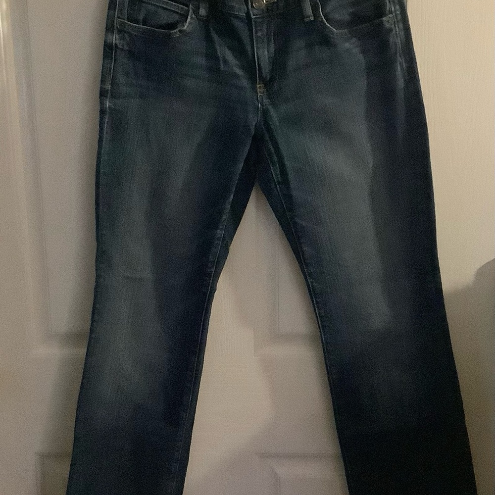 GAP Premium Curvy Straight Jean, size 8/29. - Picture 2 of 10